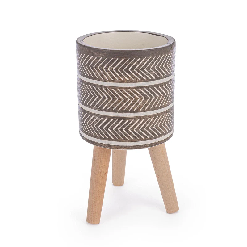 Vaso a motivi geometrici in ceramica con piedi in legno "Magnesia" h 23 cm