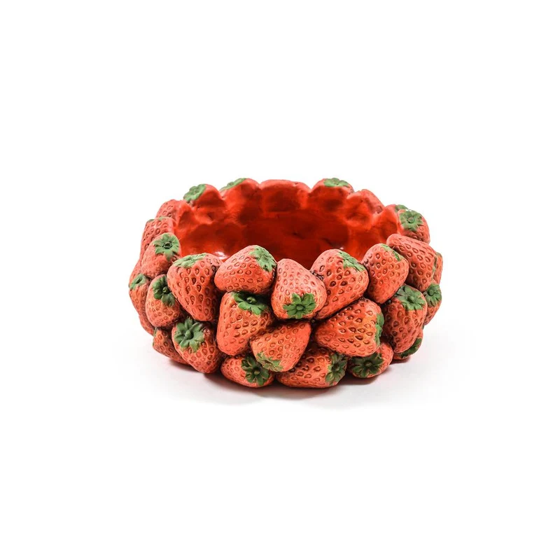 Vaso con fragole in cemento, decorazione per uso interno ed esterno