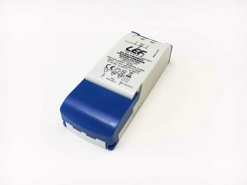 Trasformatore Elettronico Dimmerabile Lef Lighting per LED e Alogene 12V – MAXDLED70N