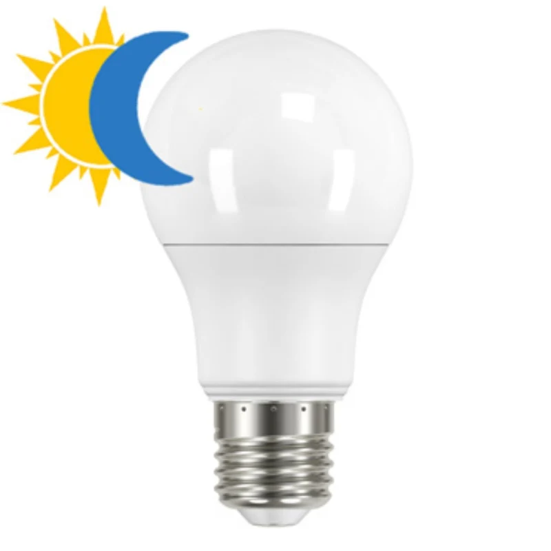 LAMPADA A BULBO E27 A60 10W CON SENSORE CREPUSCOLARE 4500K